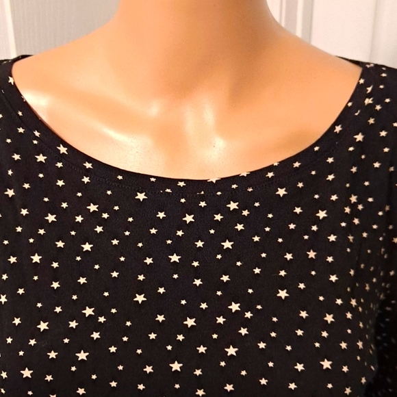 H&M Basic/Basique Black with Gold Stars Scoop Neck Blouse Small - Picture 3 of 6